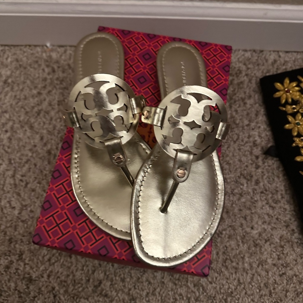 Tory Burch - Picture 6 of 8